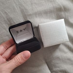 (10/$15) Kay ring box
